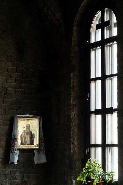 Фотографии заброшенных церквей России