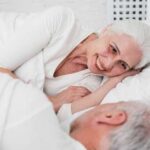 Три причины, почему зрелым парам нужно спать отдельно (мнение ученых)